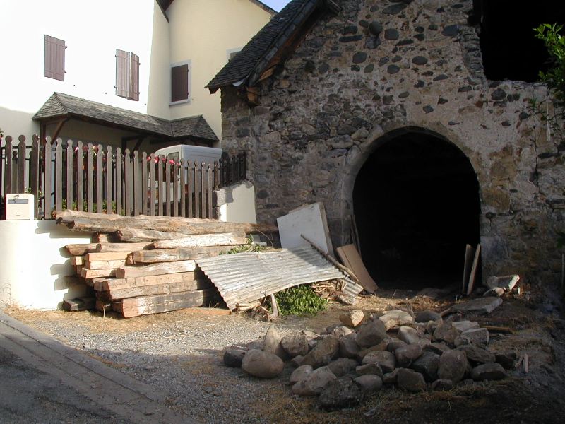 image2.jpg
